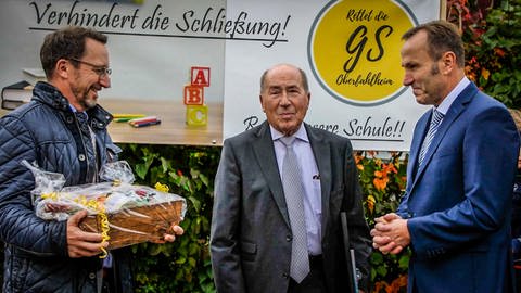 Im Jahr 2022 stellte Erwin Müller eine Million Euro für die Sanierung der Grundschule in seinem Heimatdorf Nersingen-Fahlheim bereit. (Archiv) (Foto: SWR)