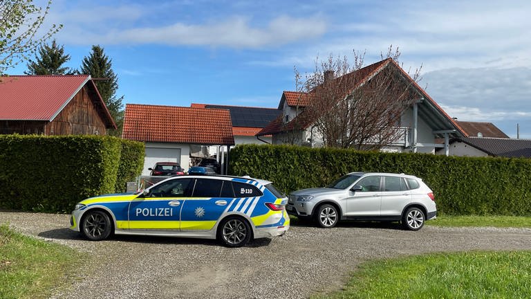 Staatsanwaltschaft Memmingen bestätigt Polizeieinsatz und Festnahmen zum Tötungsdelikt in Altenstadt.