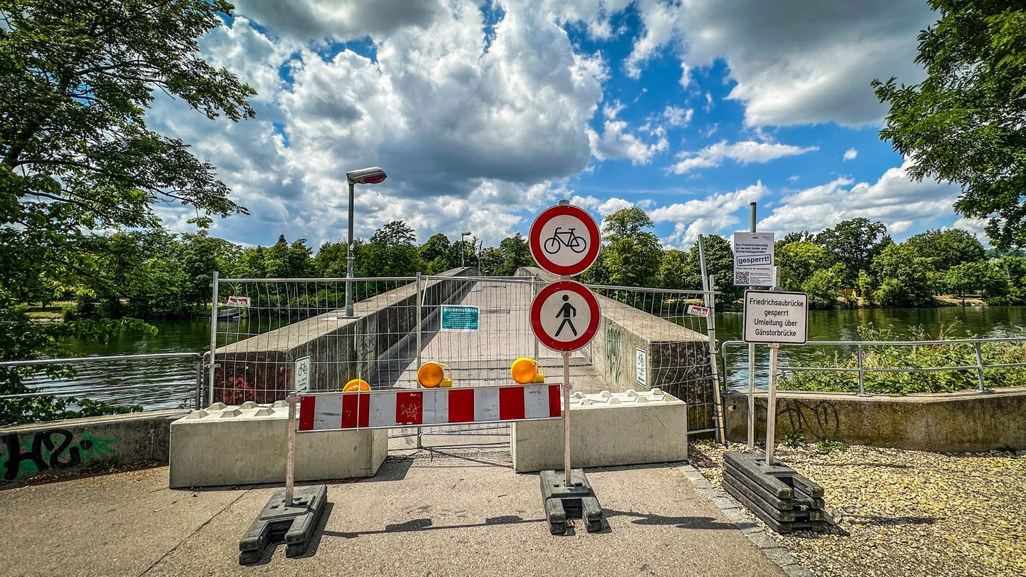 Der Donausteg zwischen Ulm und Neu-Ulm soll zum Schwörwochenende wieder öffnen. (Foto: SWR, Volker Wüst)