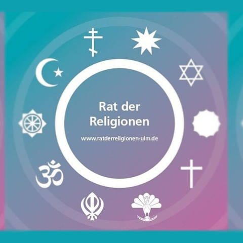 Ein Kreis mit vielen religiösen Symbolen (Foto: SWR)