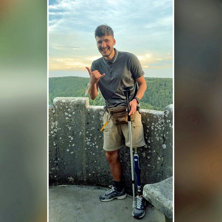 Der junge Soldat Ihor Bystresvskyi wurde bei Putins Angriffskrieg auf die Ukraine so schwer verletzt, dass er sein Bein verlor. In Ulm wurde er behandelt, bekam eine Prothese und lernte wieder laufen.  (Foto: privat)