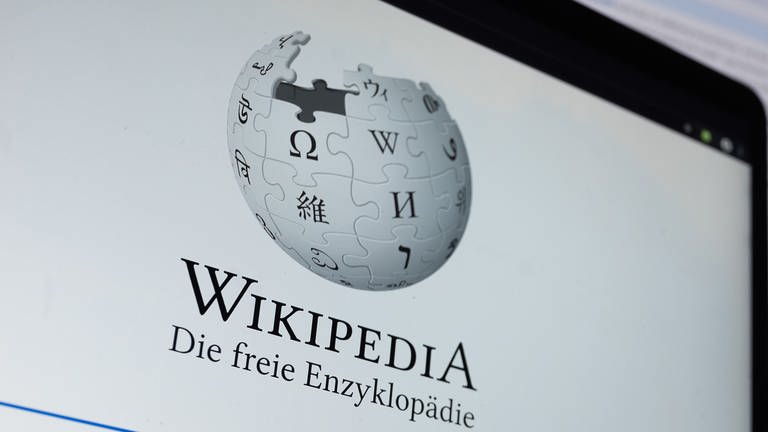 Wikipedia-Logo auf Computerbildschirm (Foto: dpa Bildfunk, picture alliance/dpa | Sebastian Gollnow)