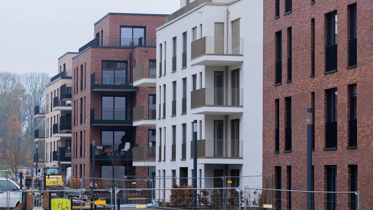 Krise im Wohnungsbau: Unternehmen fordern Hilfen (Foto: dpa Bildfunk, Rolf Vennenbernd)