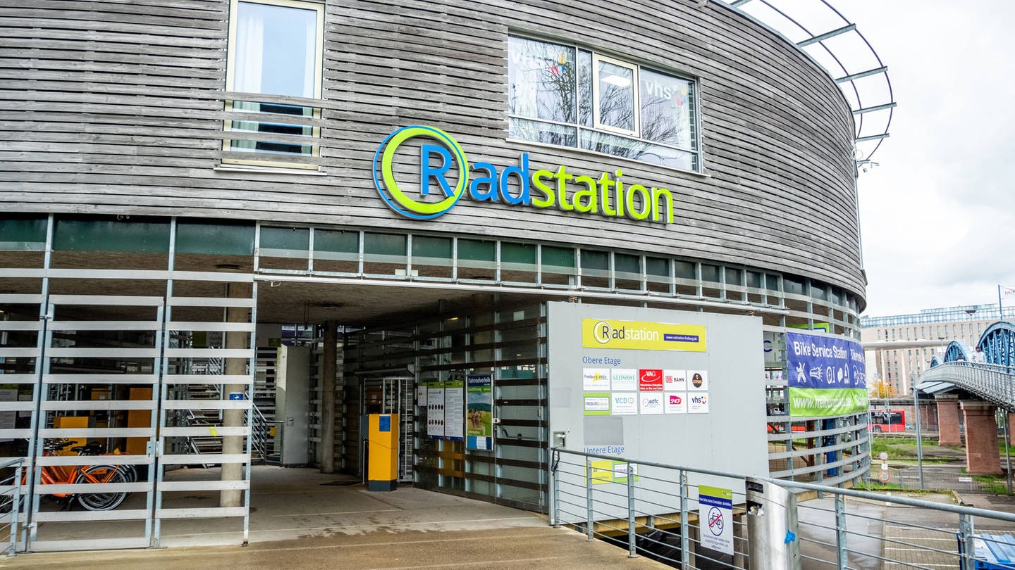 Radstation in Freiburg (Foto: IMAGO, Imago)