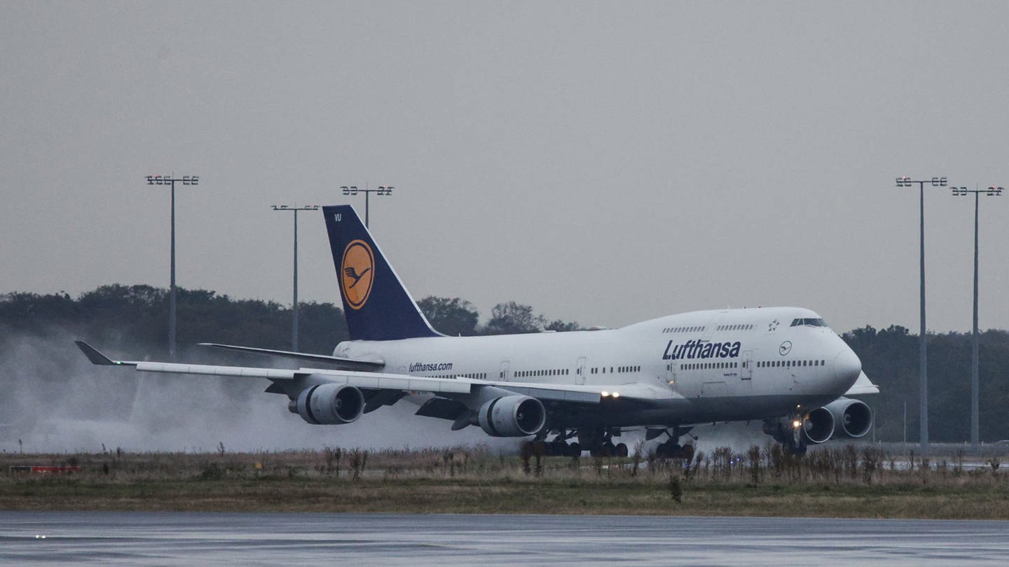 Lufthansa erzielt Rekordumsatz (Foto: dpa Bildfunk, picture alliance/dpa/dpa-Pool | Hannes Albert)