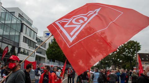 IG Metall Proteste in Rheinland-Pfalz und dem Saarland: Opel, Daimler und Co. (Foto: dpa Bildfunk, Picture Alliance)
