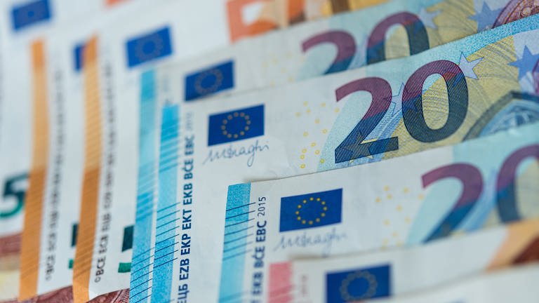 Euro-Geldscheine (Foto: dpa Bildfunk, Picture Alliance)