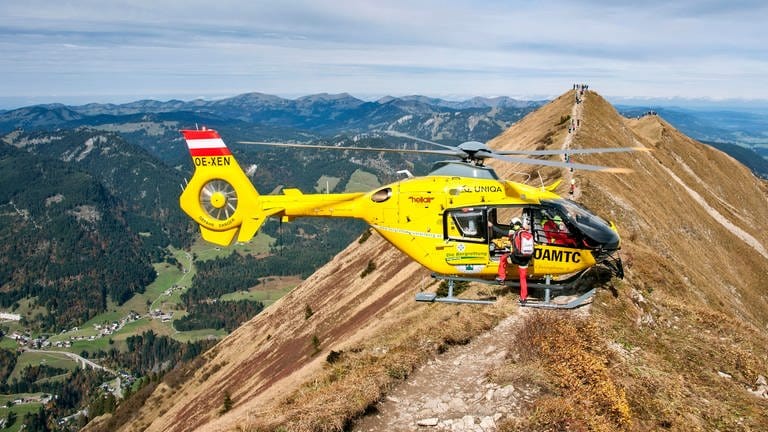 Helikopter der Bergrettung im Kleinwalsertal (Foto: picture-alliance / Reportdienste, Picture Alliance)