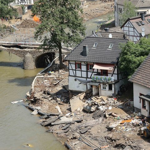 Überflutungen in Ahrweiler (Foto: dpa Bildfunk, Picture Alliance)