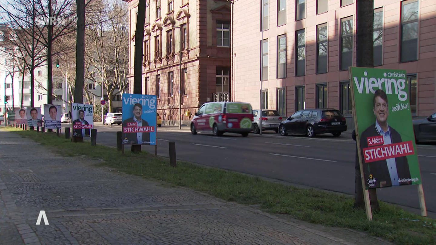 Wahlplakate in Mainz (Foto: SWR)