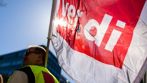 Tarifeinigung für Beschäftigte von Bund und Kommunen (Foto: dpa Bildfunk, picture alliance/dpa | Christoph Soeder)