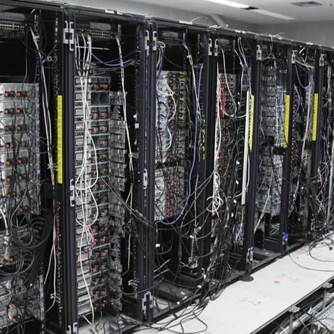Server im Cyberbunker (Foto: SWR)