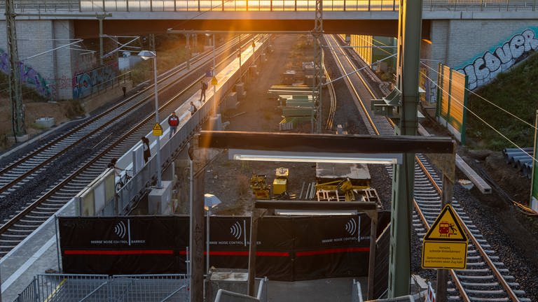 Bauarbeiten am Schienennetz - in RLP sollen mehrere Teilstrecken bis 2029 generalsaniert werden (Foto: picture-alliance / Reportdienste, picture alliance/dpa | Helmut Fricke)