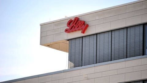 Firmengebäude der Eli Lilly Niederlassung in Bad Homburg (Foto: IMAGO, IMAGO / STAR-MEDIA)