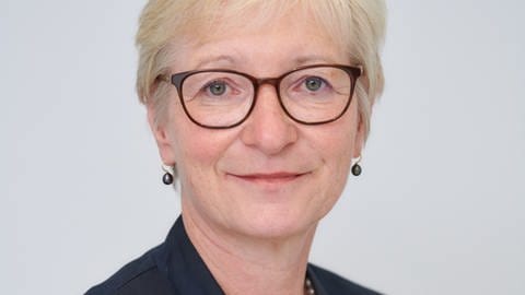 Andrea Benecke arbeitet als Psychologische Psychotherapeutin und ist in RLP Vizepräsidentin der Landespsychotherapeutenkammer. (Foto: Pressestelle, Landespsychotherapeutenkammer Rheinland-Pfalz)