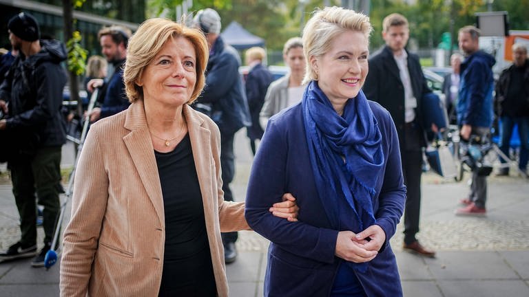 picture alliancedpa | Kay Nietfeld (Foto: dpa Bildfunk, Die Ministerpräsidentin von Rheinland-Pfalz, Malu Dreyer (SPD), und ihre Länderchef-Kollegen konnten sich noch nicht einigen.)