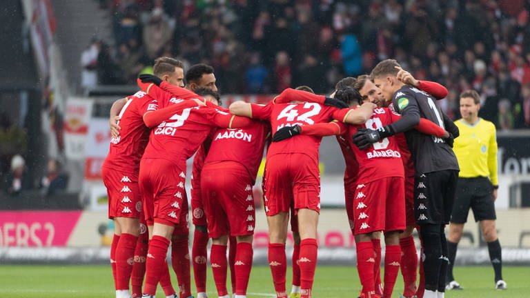 Mainz 05 vor dem Spiel beim VfB Stuttgart (Foto: IMAGO, xEibner-Pressefoto/WolfgangxFrankx EP_EER )