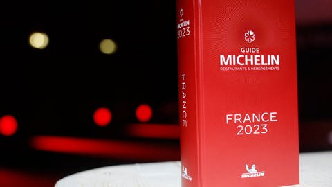 Neue Ausgabe des Guide Michelin (Foto: dpa Bildfunk, Picture Alliance)