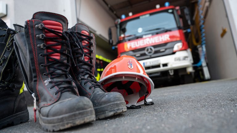 Die Freiwillige Feuerwehr in Rheinland-Pfalz – Personalmangel und Lösungsansätze (Foto: dpa Bildfunk, Picture Alliance)