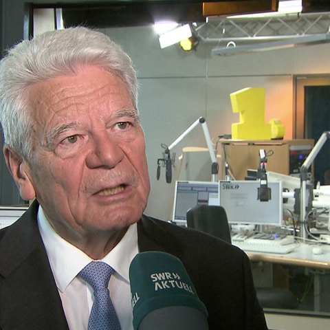 Der ehemalige Bundespräsident Joachim Gauck spricht mit dem SWR unter anderem über den Krieg in der Ukraine.