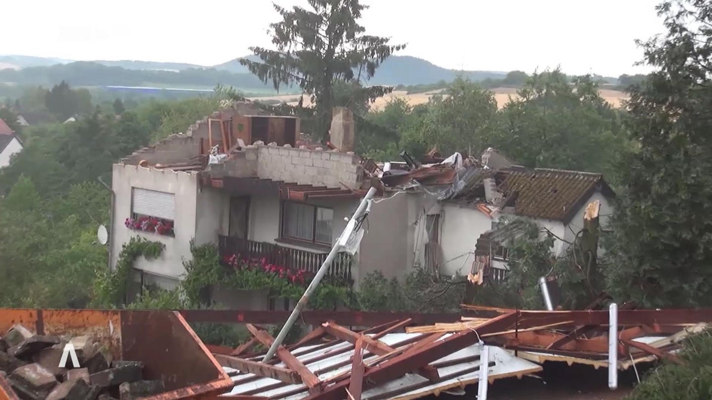 Zerstörungen an einem Haus im Saarland (Foto: SWR)
