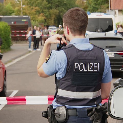 Polizist in Bingen (Foto: SWR, SWR)