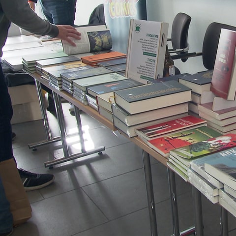 In Mainz hat am Samstag eine rechts-alternative Buchmesse stattgefunden. Autoren und Verleger waren dort ebenso zu finden wie AfD-Promis. Der Verfassungsschutz in Rheinland-Pfalz ist alarmiert. (Foto: SWR)