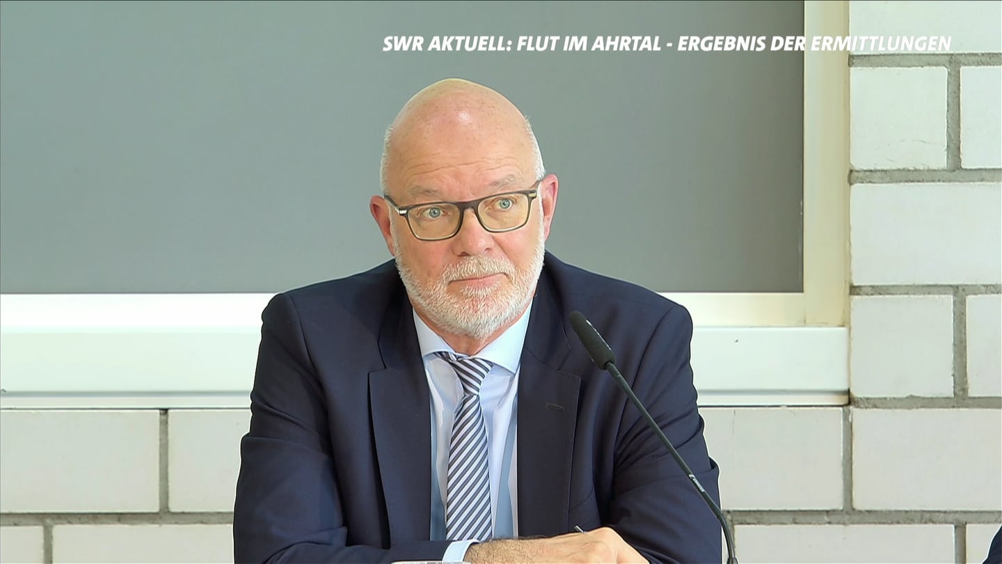 Der Leiter der Staatsanwaltschaft Koblenz betont, dass die Staatsanwaltschaft nach der Flutkatastrophe kein moralisches Urteil fällt. (Foto: SWR)