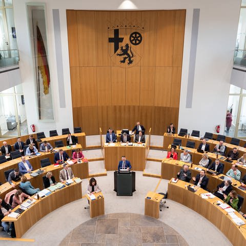 Der Landtag in Mainz bei einer Sitzung (Foto: dpa Bildfunk, picture alliance/dpa | Lando Hass)