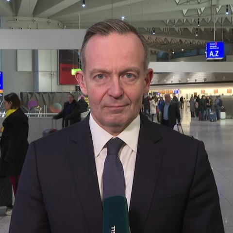 Bundesverkehrsminister Volker Wissing (FDP) kritisierte im SWR die Konfliktparteien im aktuellen Bahnstreik.
