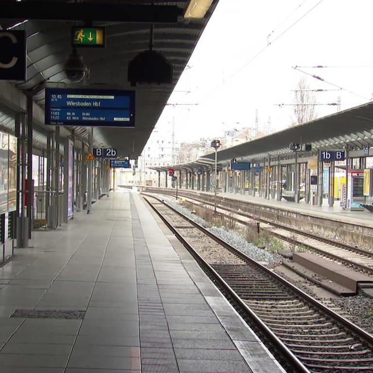 Leerer Bahnsteig (Foto: SWR)