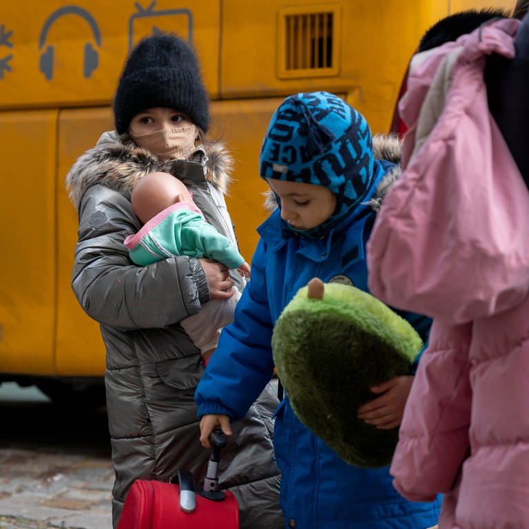 Ukrainische Flüchtlinge in Deutschland (Foto: picture-alliance / Reportdienste, picture alliance/dpa | Christophe Gateau)