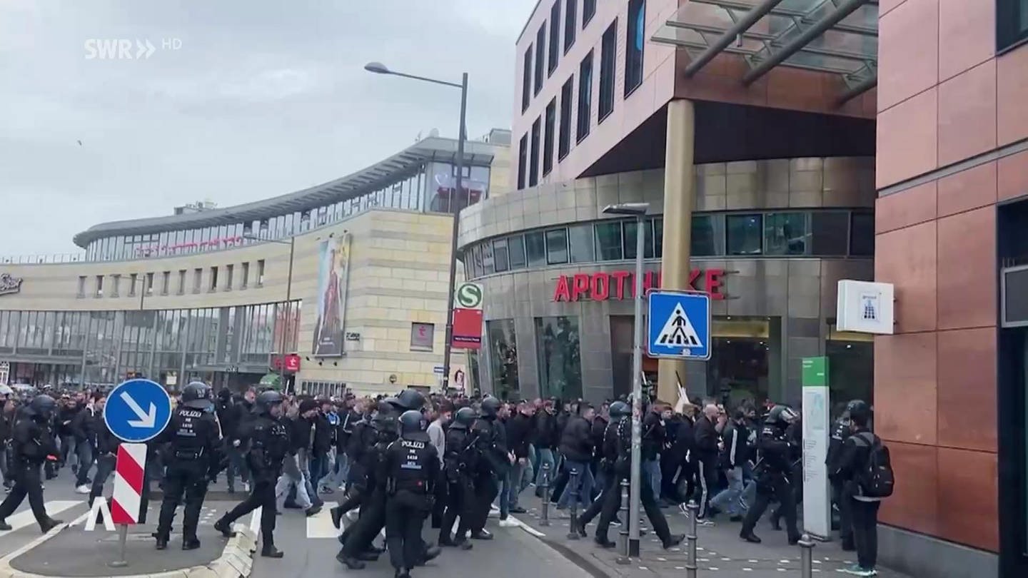 Polizeieinsatz in Mainz (Foto: SWR)