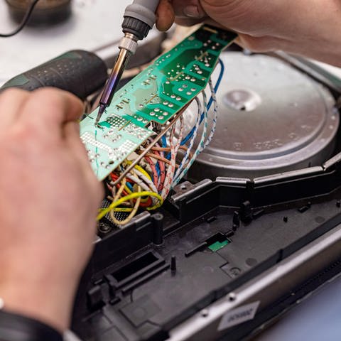 Neues EU-Recht will reparieren von Elektrogeräten einfacher machen, auch für Verbraucher in RLP.