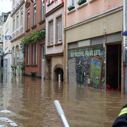 In Zell an der Mosel ist die Innenstadt völlig überschwemmt