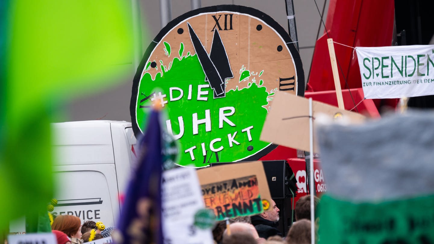 Kurz vor der Europawahl ruft Fridays for Future zu bundesweiten Klimademos auf - auch in Rheinland-Pfalz gibt es Kundgebungen. (Foto: picture-alliance / Reportdienste, picture alliance/dpa | Andreas Arnold)