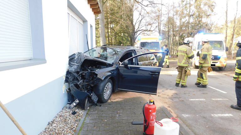 Notarzt im Einsatz: Unfall auf Verkehrsübungsplatz Otterberg - SWR