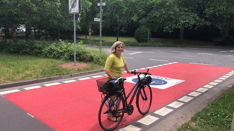 Julia Bingeser, Fahrradbeauftragte der Stadt Kaiserslautern (Foto: SWR, SWR)