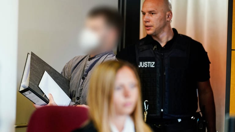 Polizei Kaiserslautern sucht Autokratzer - SWR Aktuell