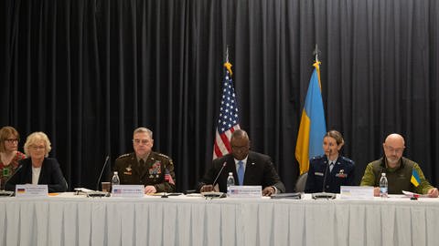 Konferenz zum Ukraine-Krieg auf der US-Airbase Ramstein (Foto: picture-alliance / Reportdienste, Picture Alliance)