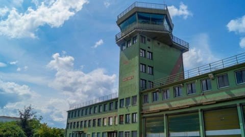 Der Tower des ehemaligen Flugplatzes Sembach (Foto: SWR)
