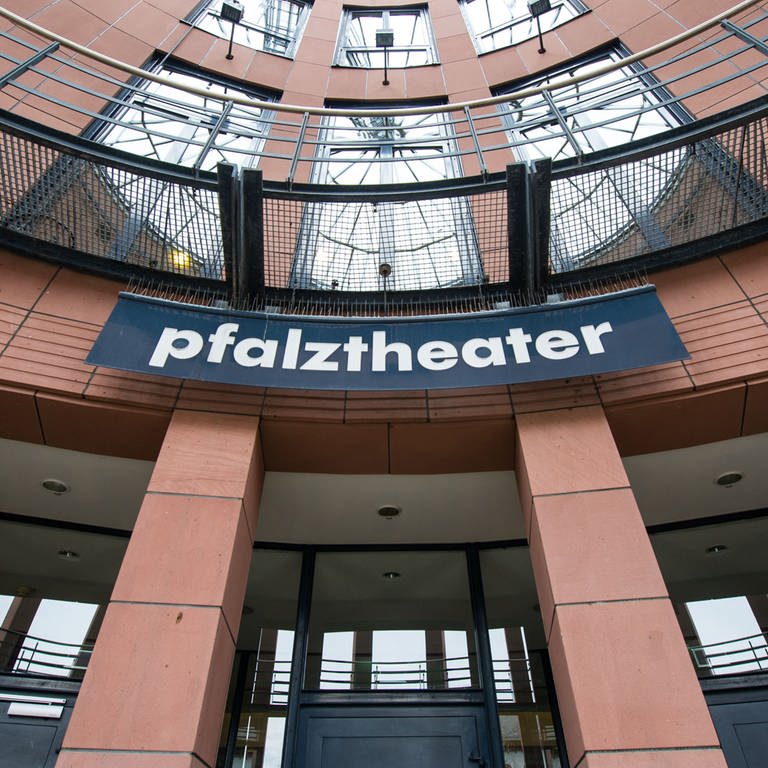 Pfalztheater Kaiserslautern (Foto: dpa Bildfunk, picture alliance / dpa | Uwe Anspach)