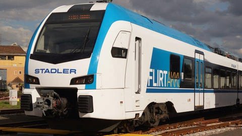 Fahren ohne Diesel und Benzin: die neuen hybriden Züge. (Foto: Zweckverband Schienenpersonennahverkehr Rheinland-Pfalz Süd)
