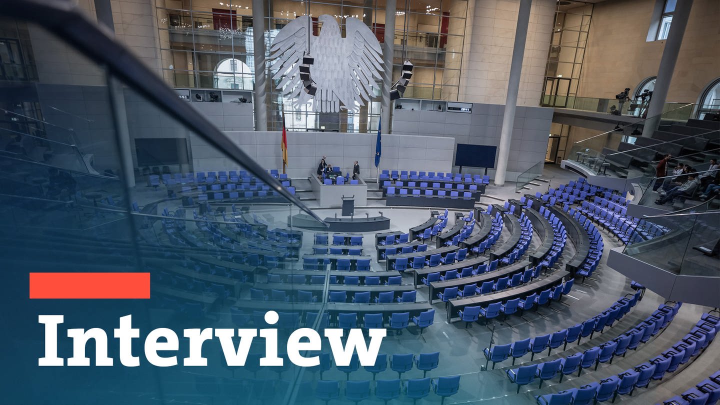 Stühle im Bundestag in Berlin (Foto: dpa Bildfunk, picture alliancedpa / Michael Kappeler)