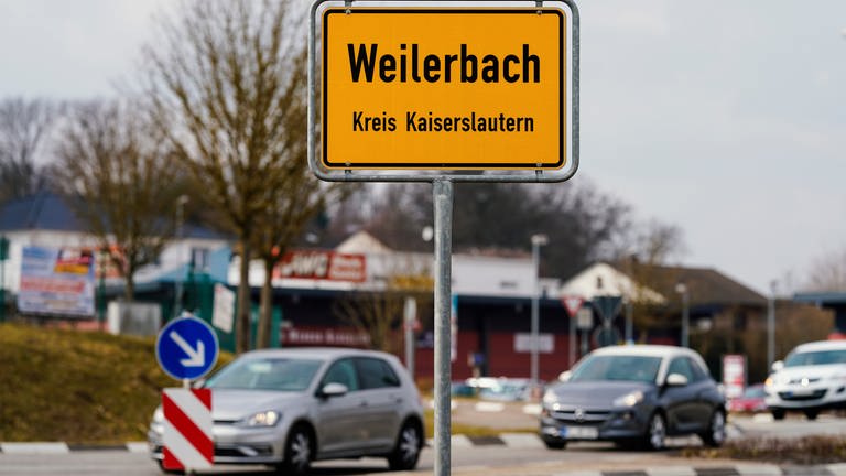 Die Polizei sucht in Weilerbach nach einer 16-Jährigen, die seit Freitag vermisst wird.  (Foto: dpa Bildfunk, picture alliance/dpa | Uwe Anspach)