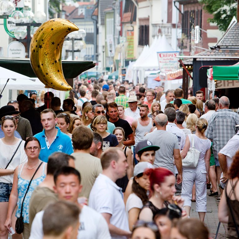 Das Altstadtfest in Kaiserslautern zieht traditionell viele Besucher an. (Foto: Agentur view)