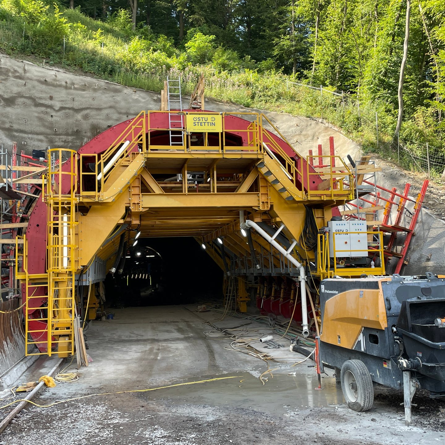 Bauarbeiten am Tunnel bei Imsweiler im Zeit- und Kostenplan - SWR Aktuell