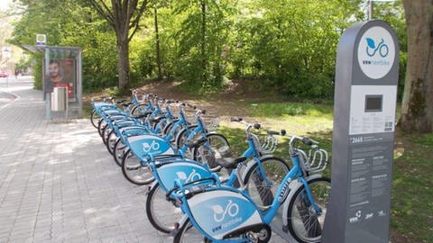 Die blauen Fahrräder des VRN (Foto: Stadtwerke Kaiserslautern)