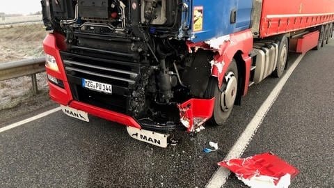 Schwerer Unfall bei Hornbach in der Südwestpfalz (Foto: Polizeiinspektion Zweibrücken)