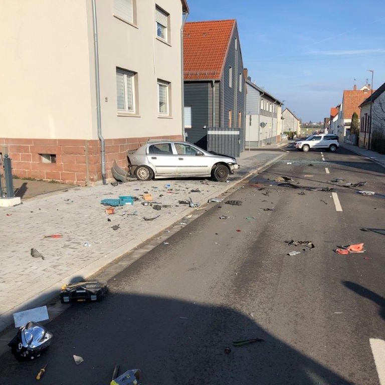 Unfall in Pirmsens-Winzeln (Foto: Polizei Pirmasens)